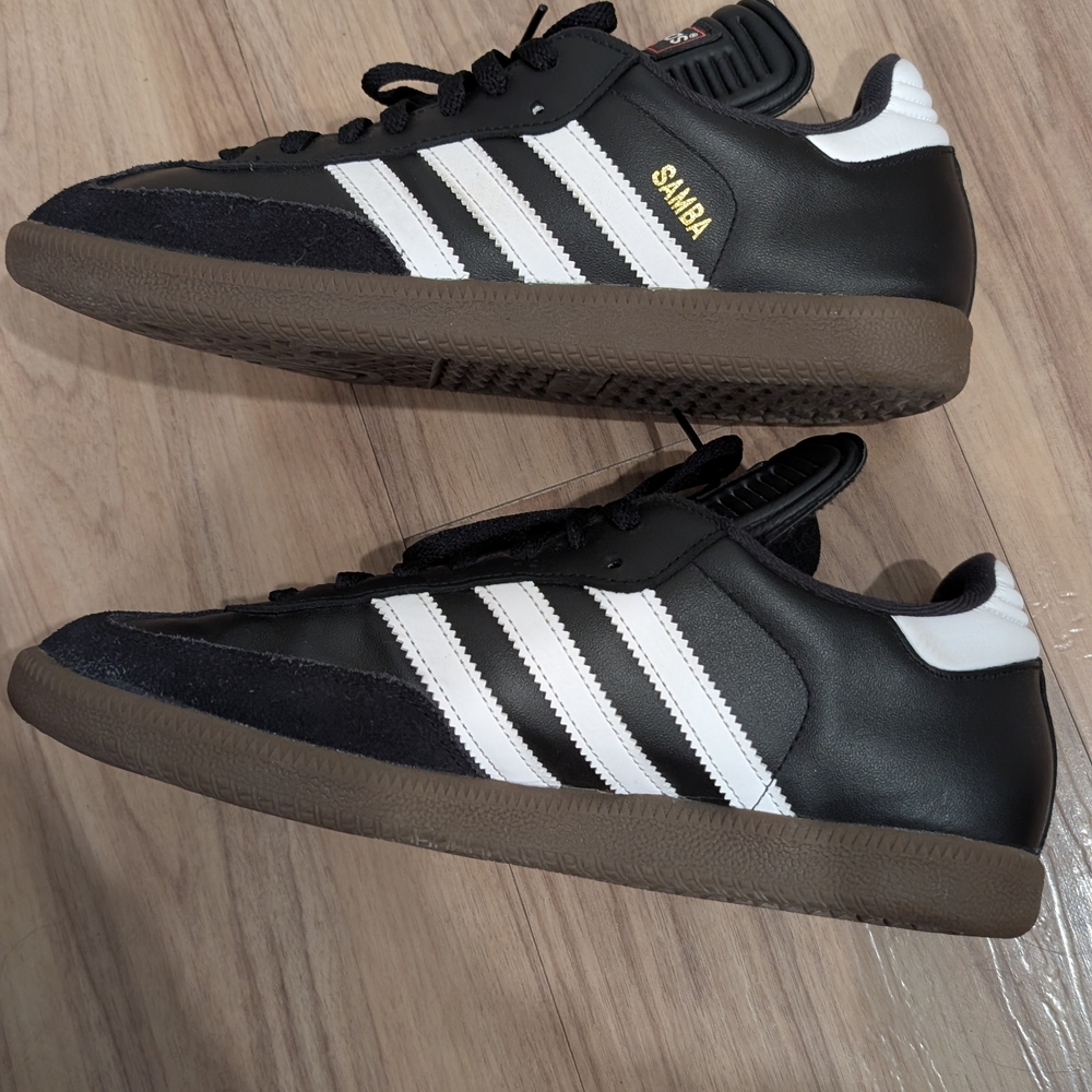 Adidas Samba Black and White Men's Sneakers - Picture 4 of 6